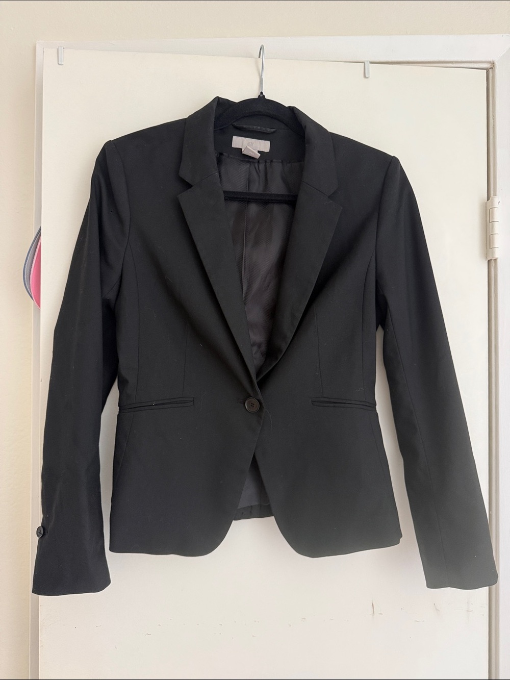 H&M Black Women's Single-Button Blazer size 6